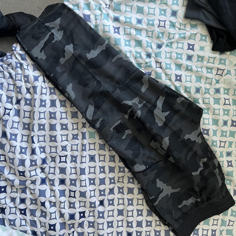 Under armour cargo pants xxl camo